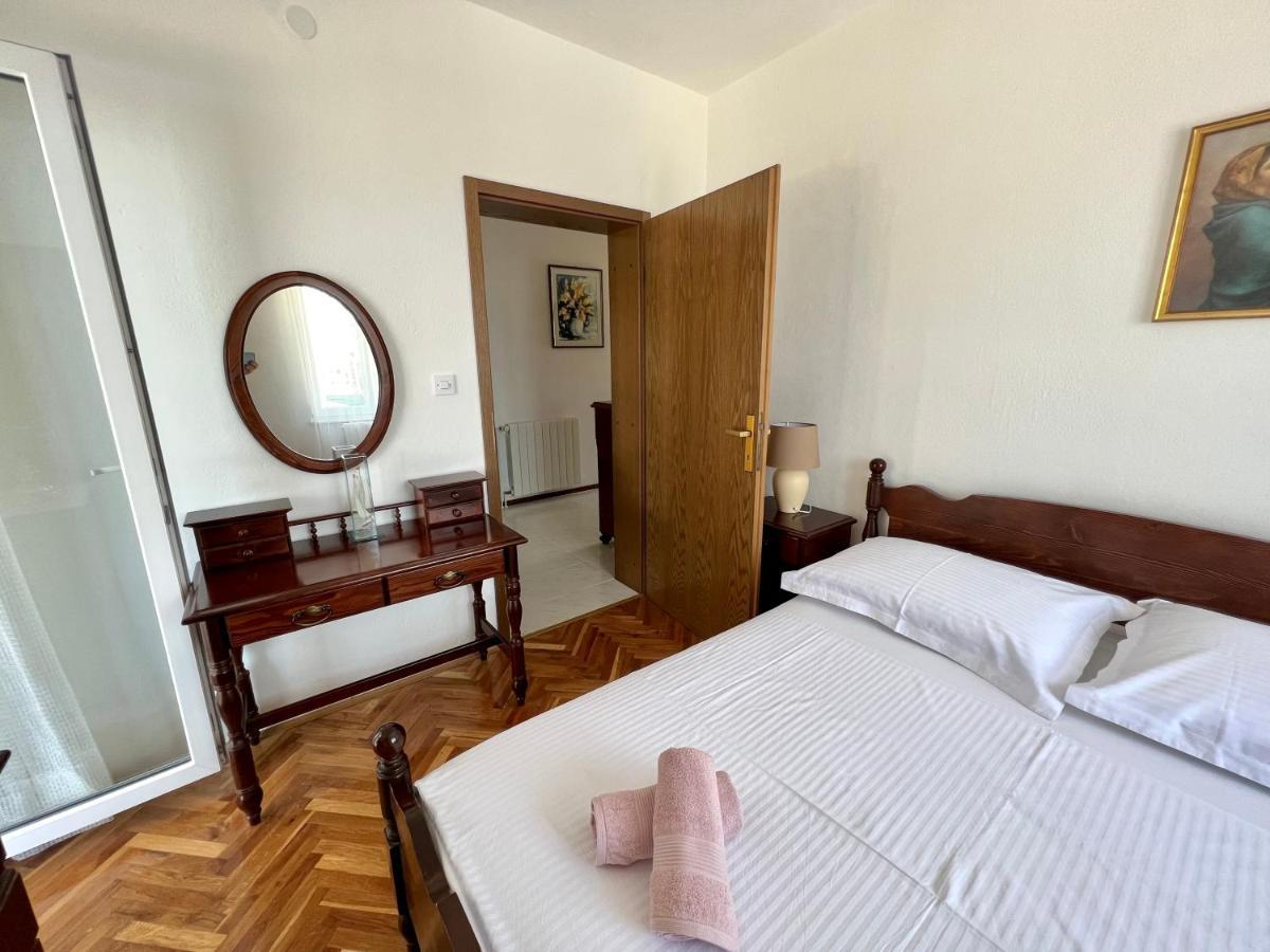 Vila Villa Slatine Apartment Slatine