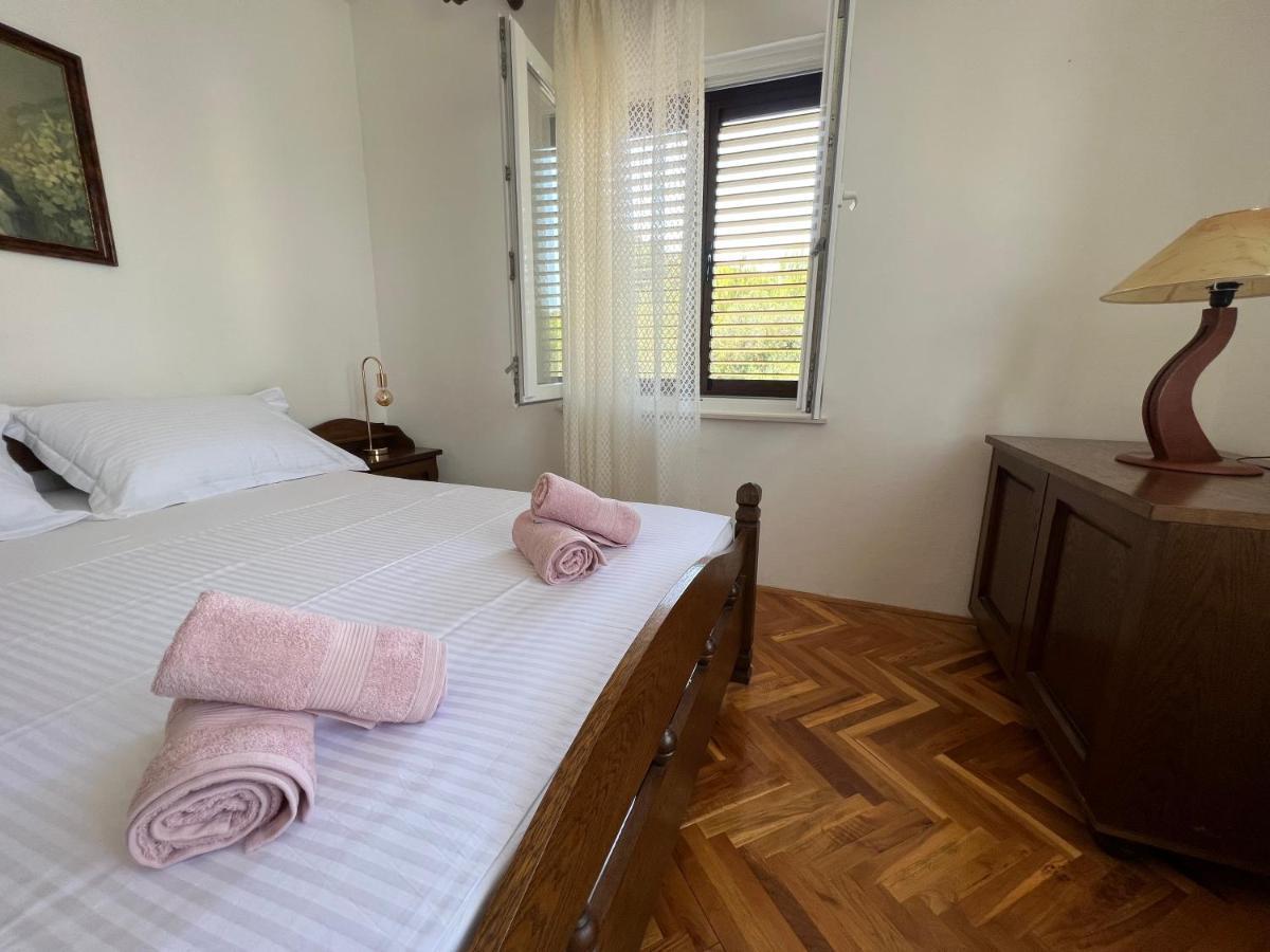 Villa Slatine Apartment Vila