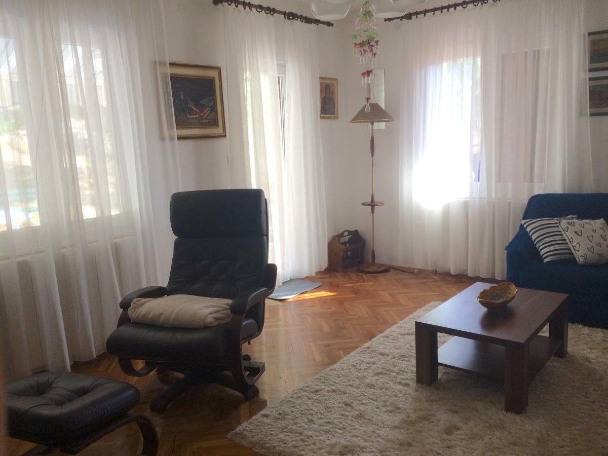 Vila Villa Slatine Apartment Slatine